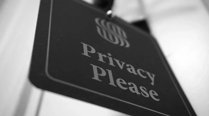 The Art of Data Management on Privacy Phones